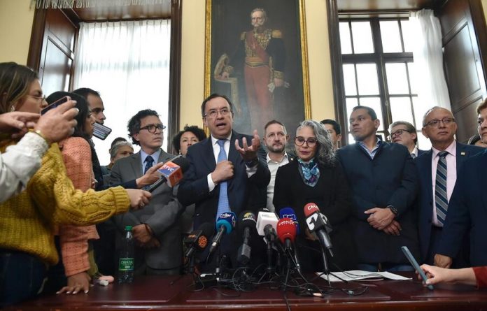 Se Retira la Reforma Política, el Rol de Opositor del Fiscal y un Nuevo Relato desde Japón 🇯🇵 Por @JABP008